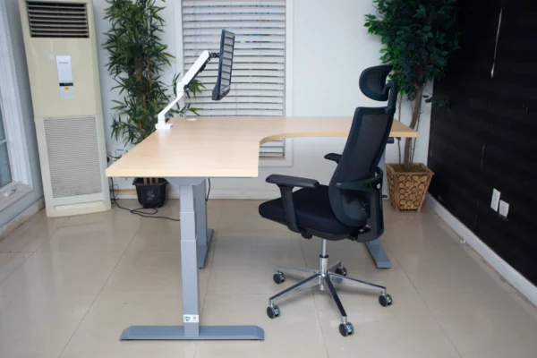 Electric Height Adjustable Corner Desk - Image 4